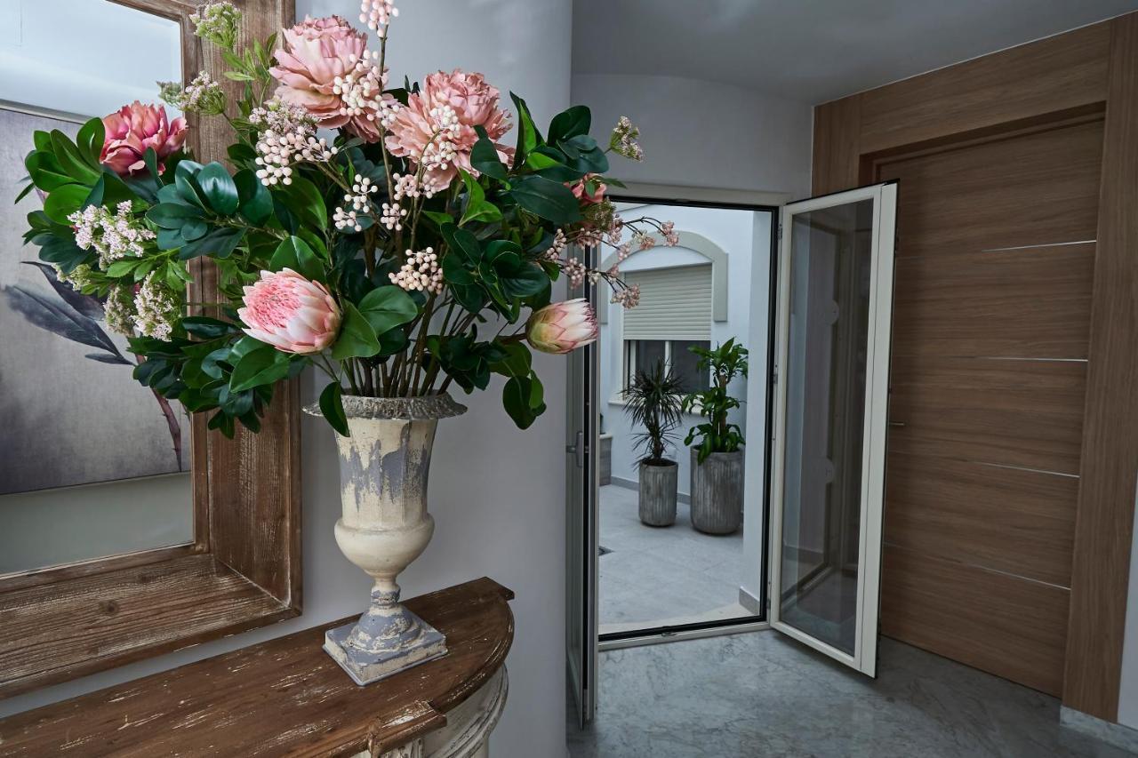 Hostal Boutique Aurora Nerja Exterior photo