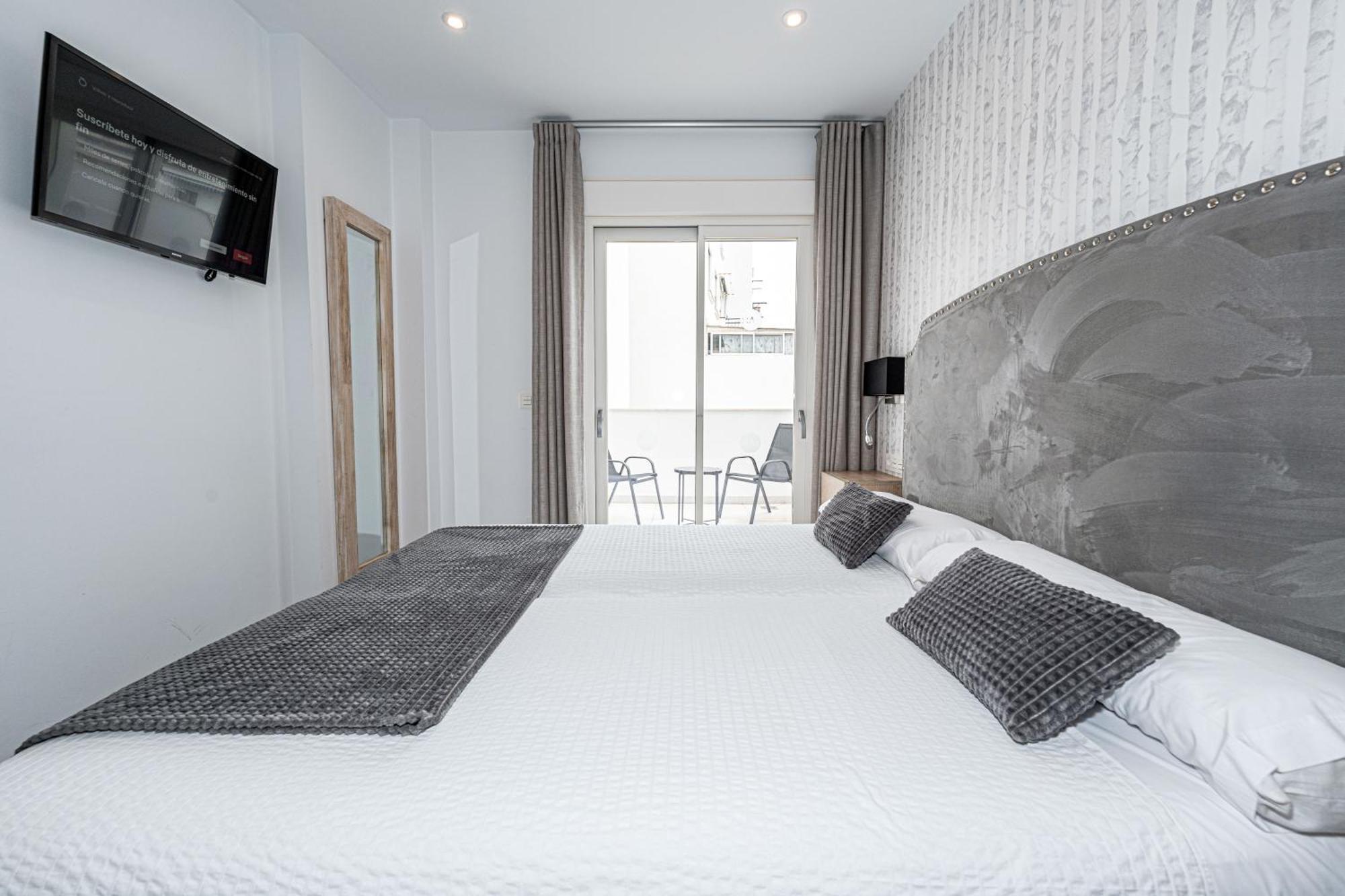 Hostal Boutique Aurora Nerja Exterior photo